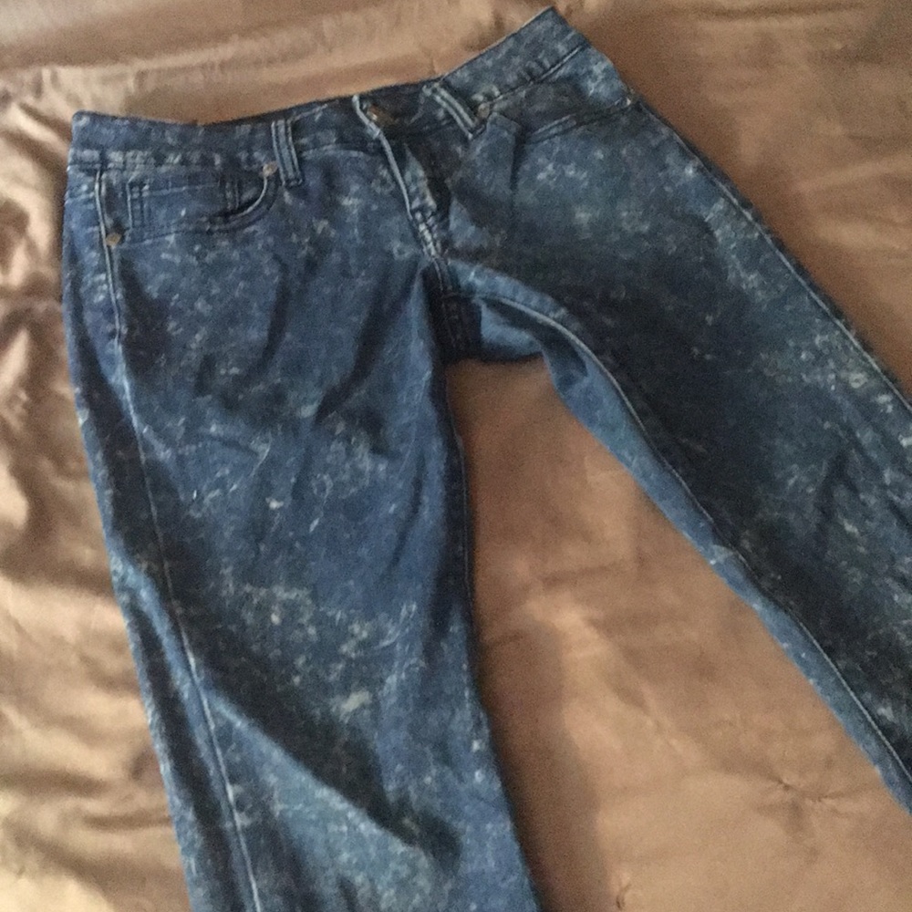 Tight Fit Jeans